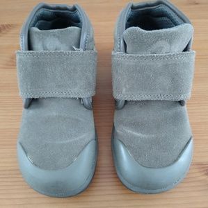 Bogs shoes for boy size 11, like new